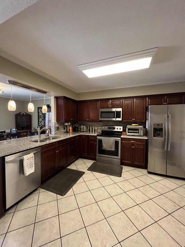 37 12th Avenue 1 Condo Condo for Rent in Shalimar, FL