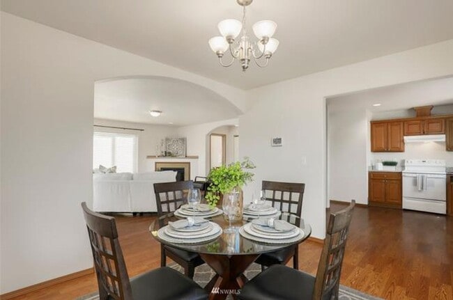 Photo - Stunning Oversized Home with Peek-a-Boo Olympic Views