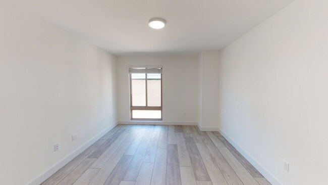 Photo - 2520 College Avenue