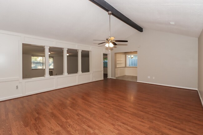16310 Forest Bend Ave