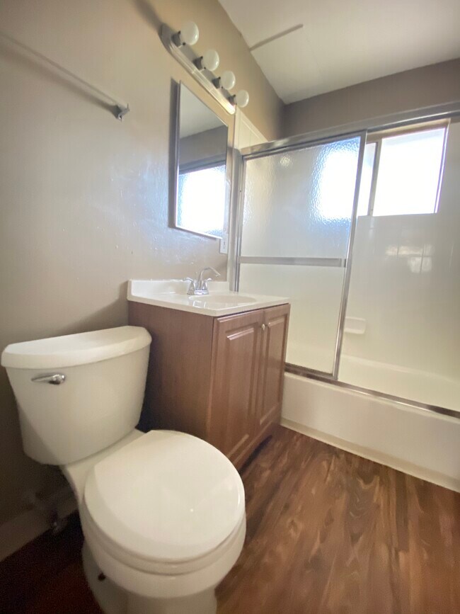 Photo - Woodside Place