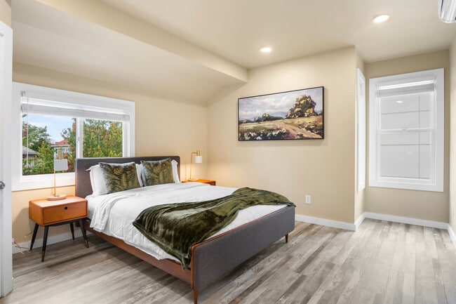 Photo - 914 16th Ave Unit ID1324827P