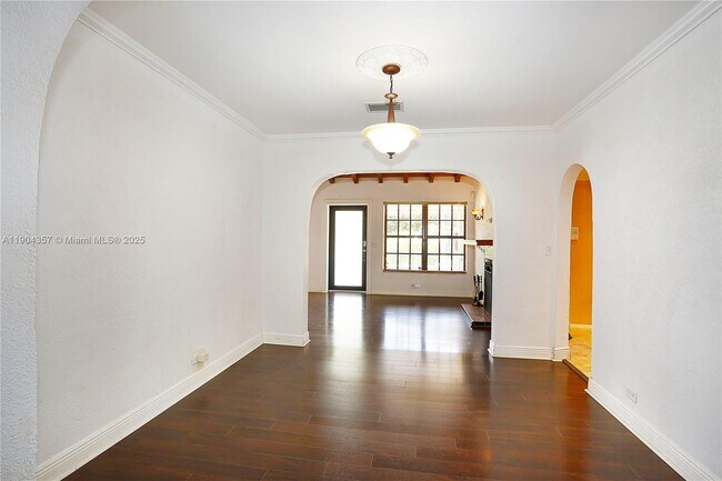 Photo - 1027 SW 22nd St