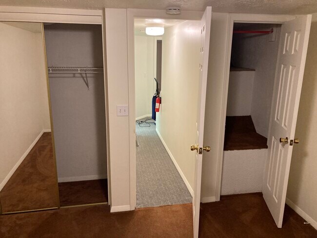 Photo - 302 Mitchell Hill Rd Unit 4 second floor