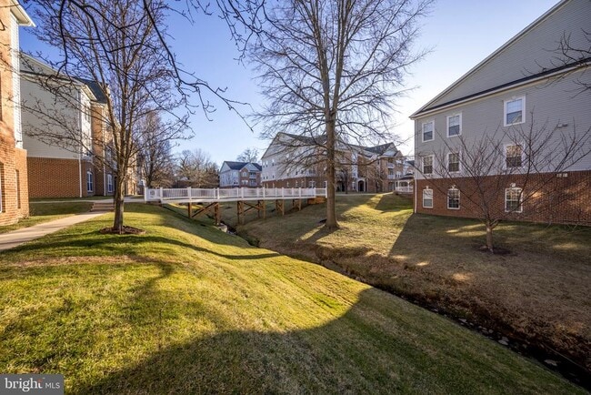 Photo - 712 Kings Path Unit 3A