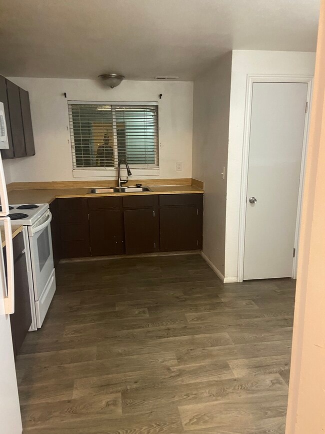 Photo - 266 E Center St Unit 266