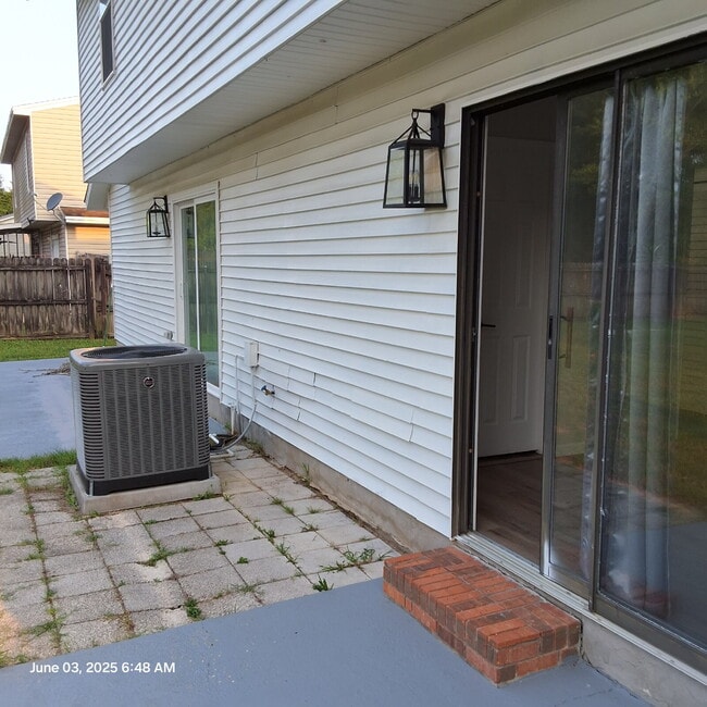 Photo - 3282 Fairway Pl