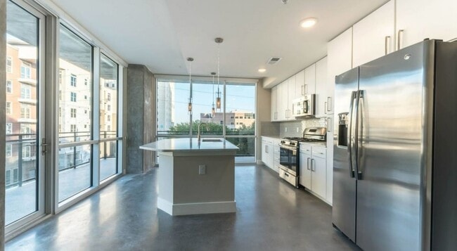 Photo - 1825 San Jacinto St Condo Unit 608