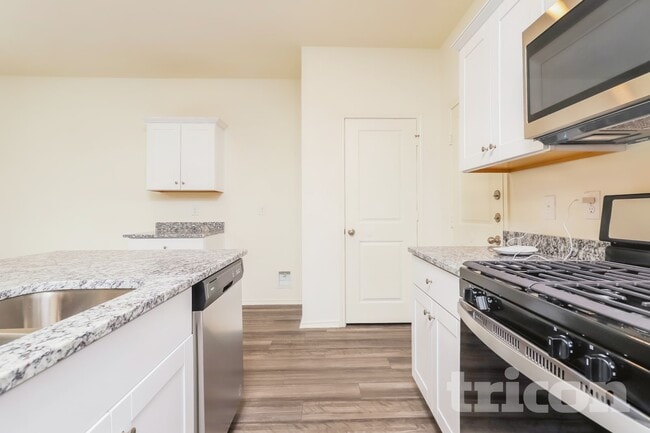 Photo - 5206 Winding Strm