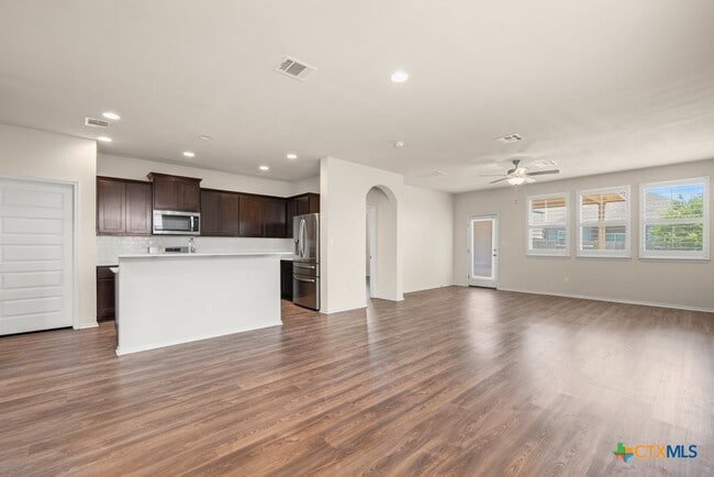 Photo - 145 Goldfinch Dr