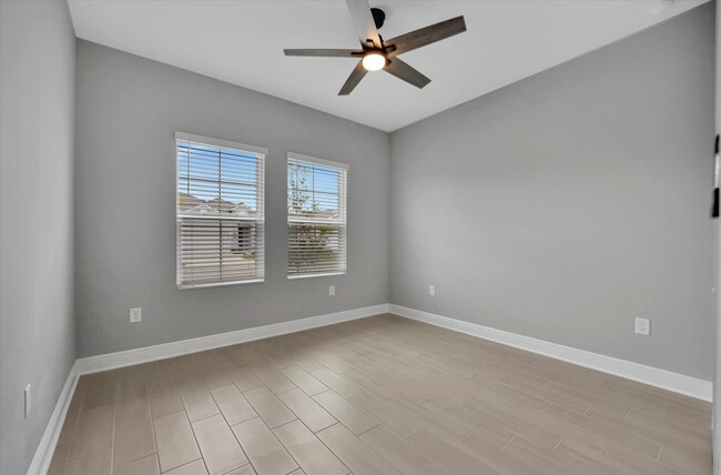 Photo - 10182 Crystal Isle Cir