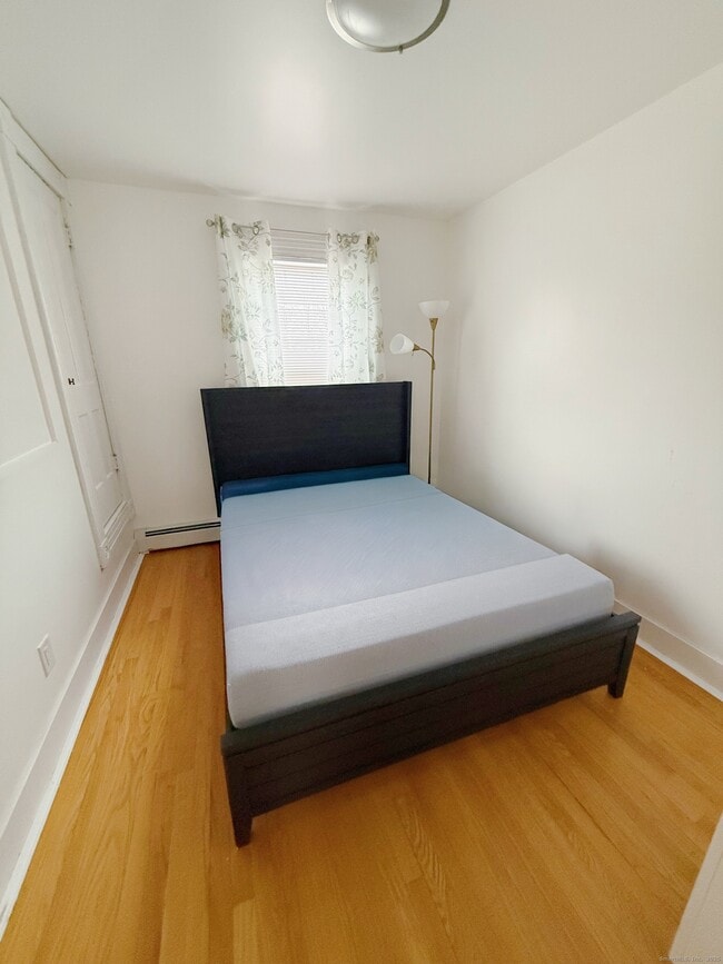 Photo - 1716 Farmington Ave Unit 2nd Floor