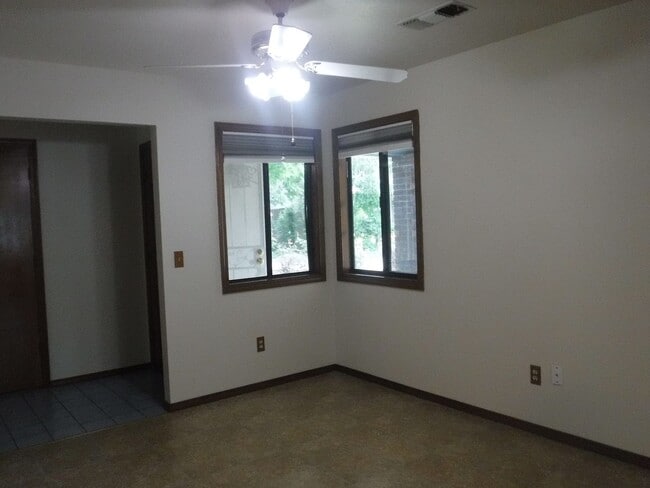 Photo - 3314 Somerset Ave