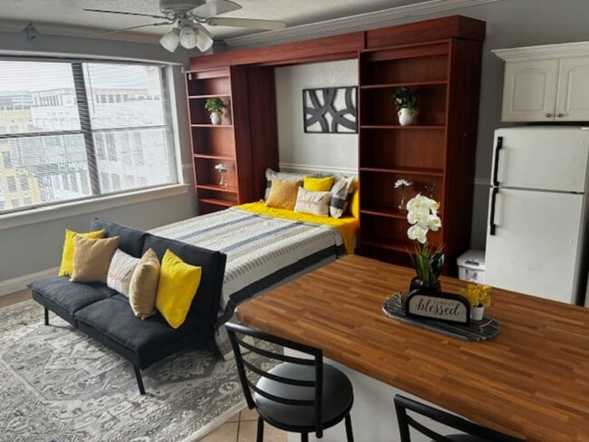 Photo - 311 W Ashley St Unit 810