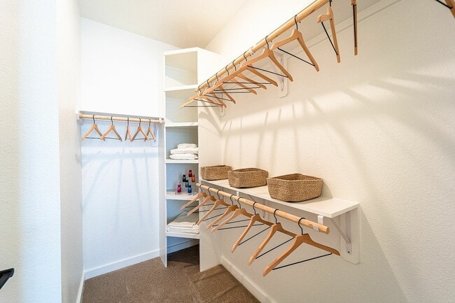 A7401144-HDR - St Mary's & Elmira Flats