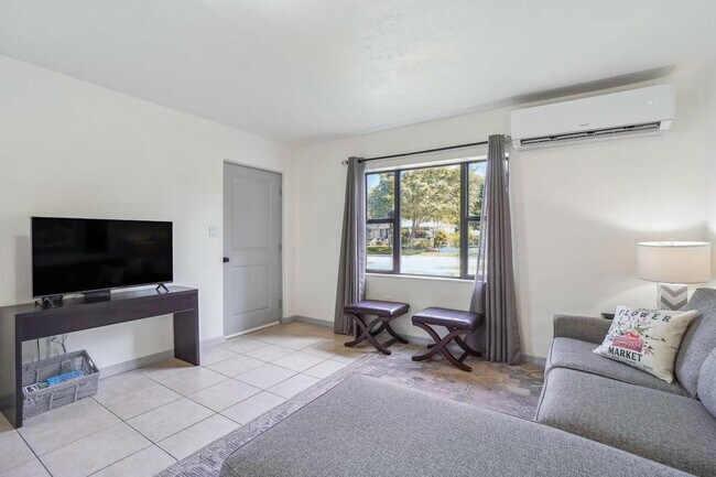 Photo - 662 Callahan St Unidad ID1308311P