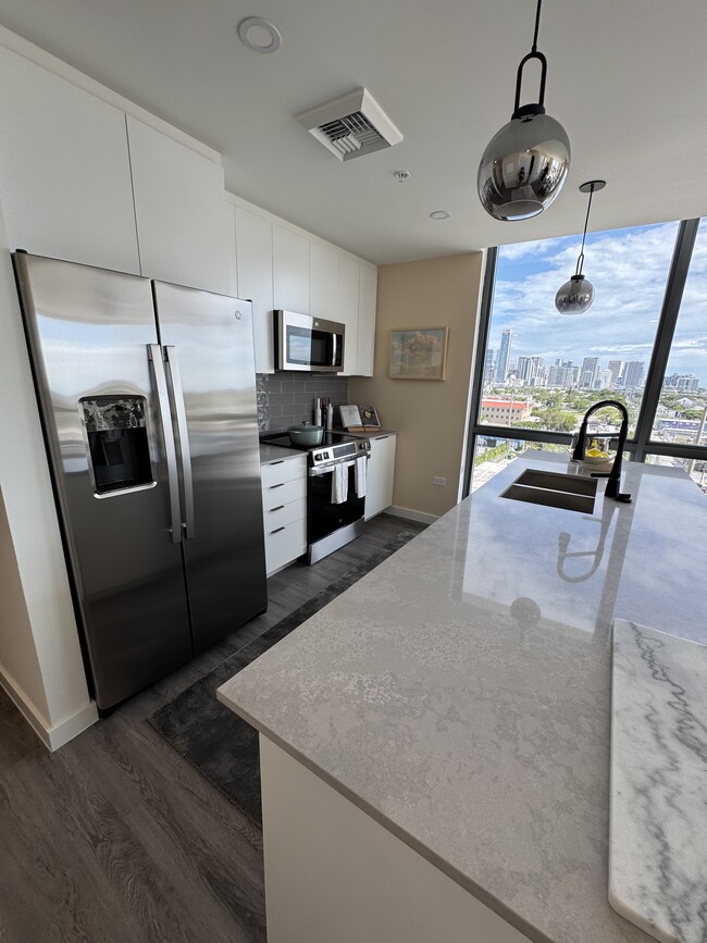 Photo - 259 NW 27th St Unit B2