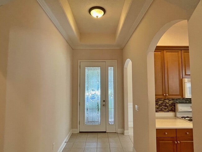 Photo - 157 W Village Dr