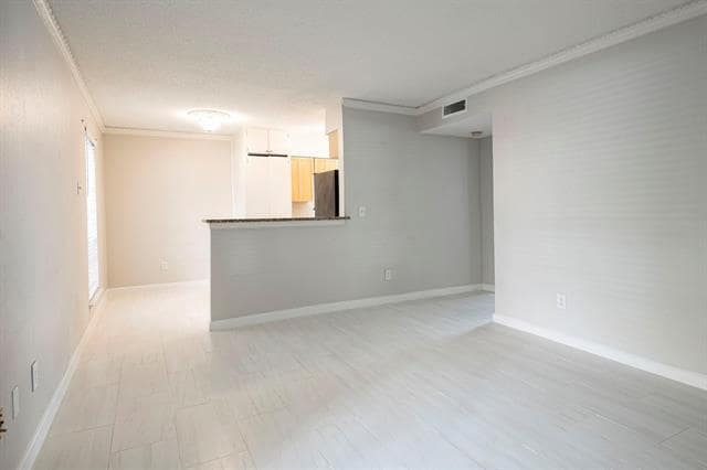 Photo - 5812 Milton St Unit 105