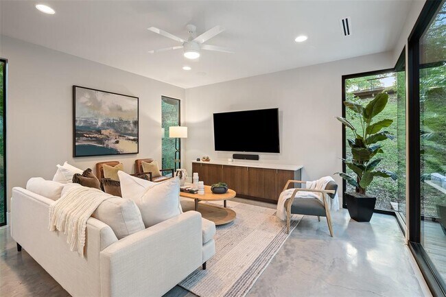 Photo - 1327 Bonham Terrace Condo Unit B