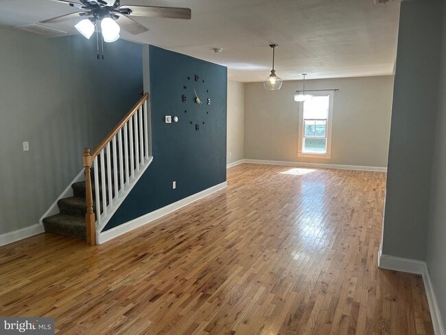 Photo - 211 E Market St