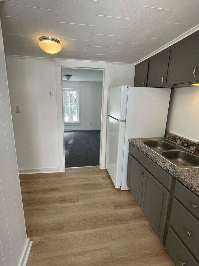 Photo - 1104 Anderson Ave Unit Upper