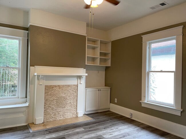 Photo - 890 N Highland Ave NE Unit Apt 4