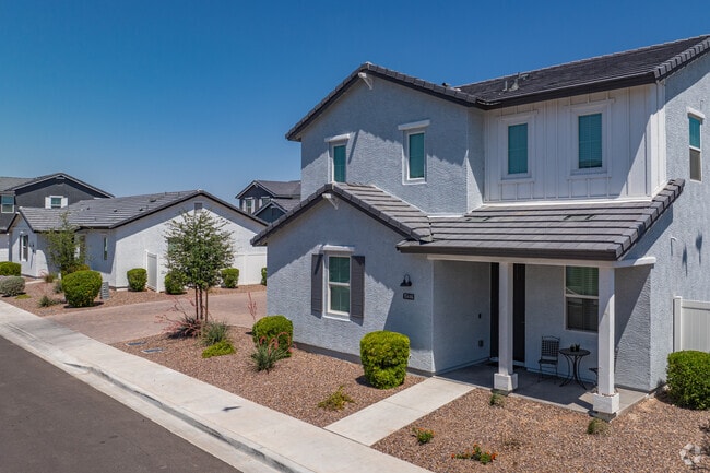 Photo - Cyrene at Estrella II-Sun Life