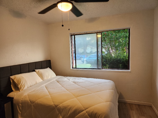 Photo - 1533 Bosque Dr