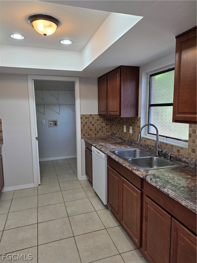 Photo - 5868 Littlestone Ct