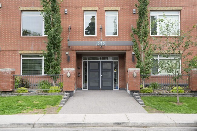 Photo - 333-122 22 Ave SW