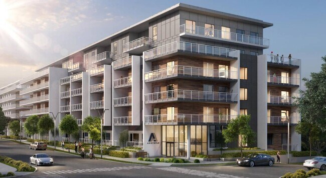 Building Photo - 8447-8202 202 St.