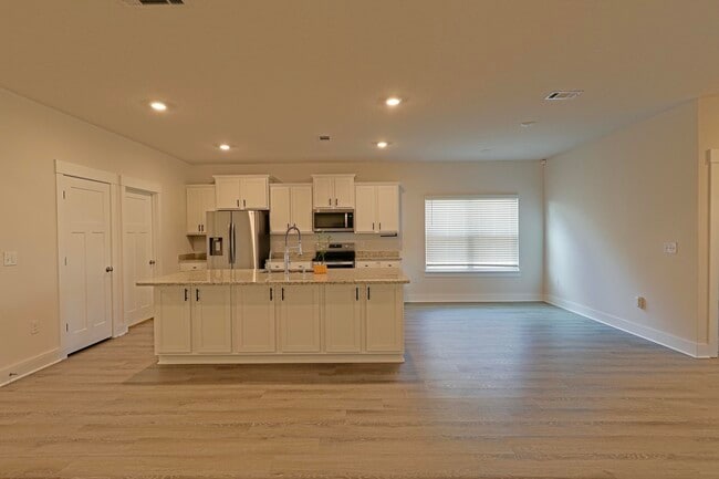 Photo - 6248 Jenks Dr