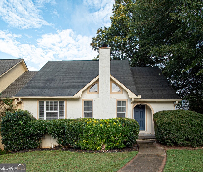 Building Photo - 4223 Lakes End Dr NW