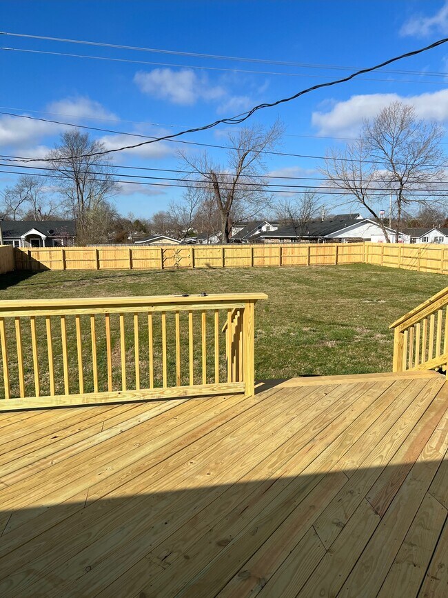 Photo - 705 Hampton Dr