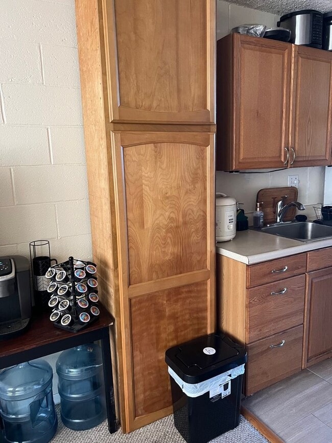 Photo - 868: MBC-608A