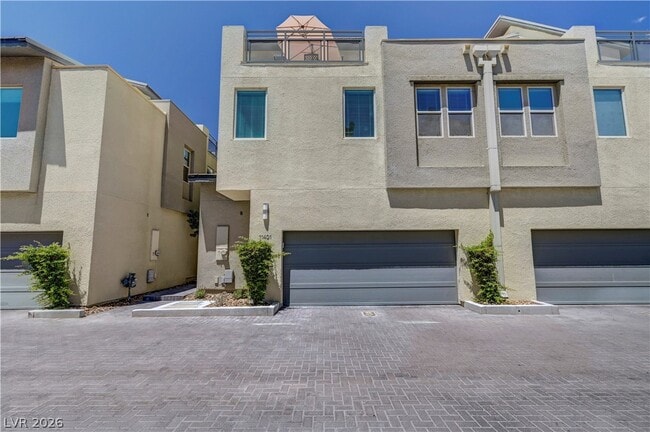 Building Photo - 11401 Gravitation Dr