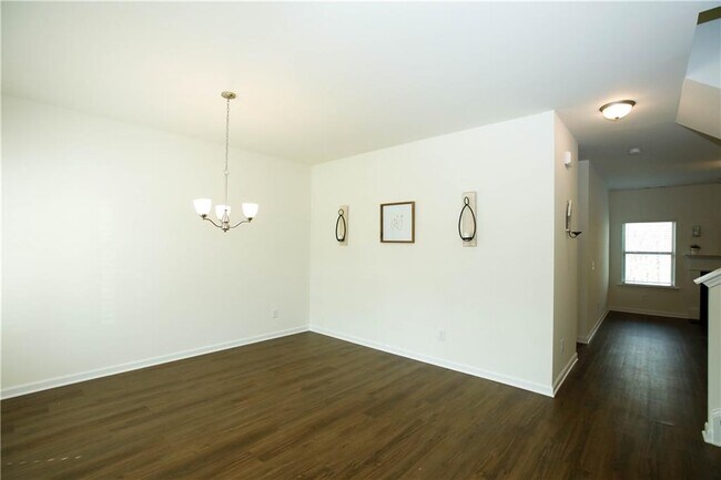 Photo - 124 Finley Dr
