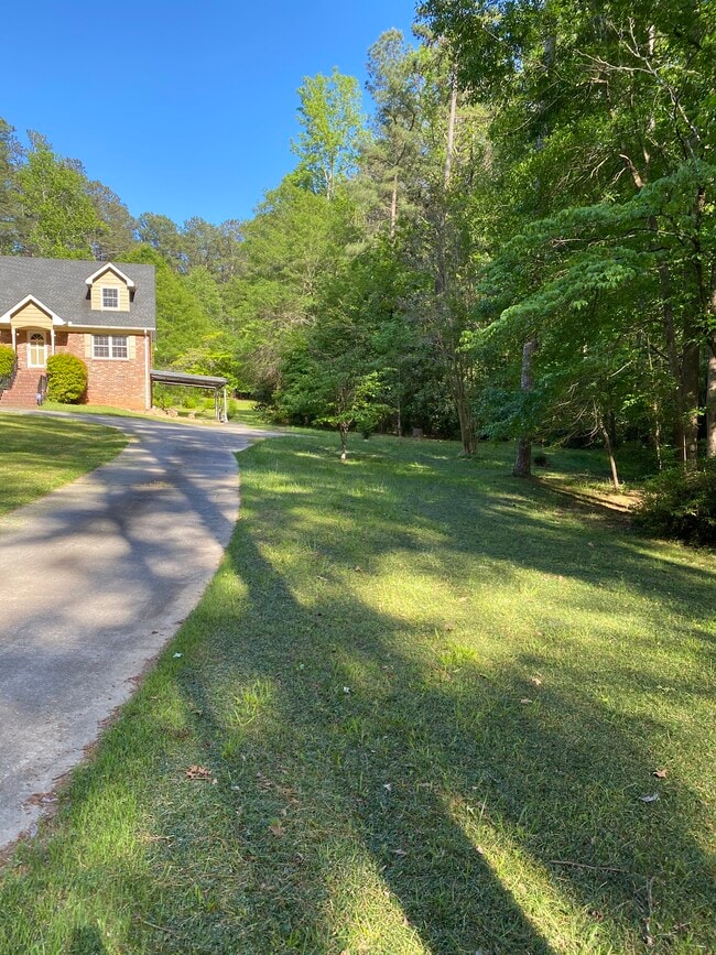 Photo - 3300 Evans Mill Rd