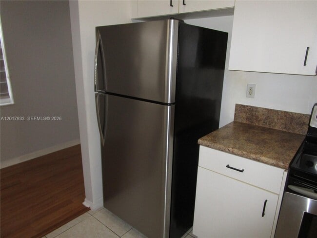 Photo - 2261 NE 42nd Cir