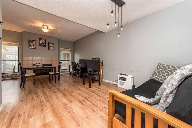 Photo - K613 - Robbins Place #210 Unit 210 - K613