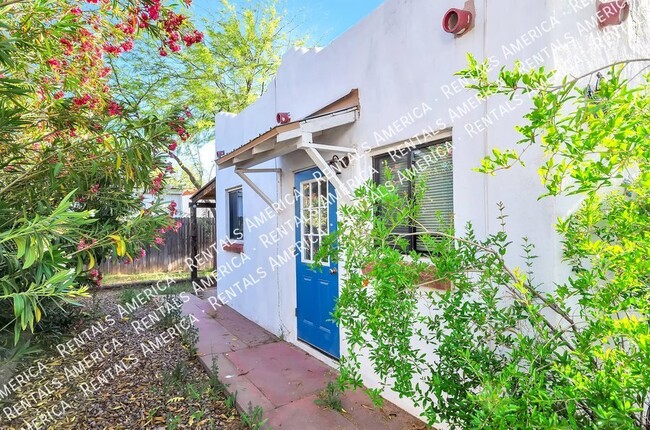 Photo - 121 W Birdman Dr