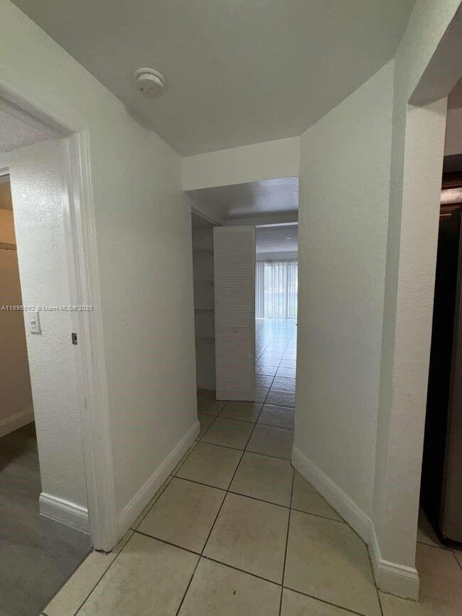 Photo - 4235 N University Dr Unit 104