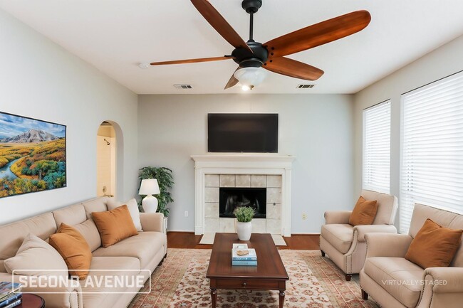 Photo - 1301 Clear Creek Dr