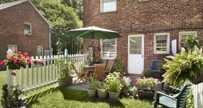 Photo - Alden Apartments