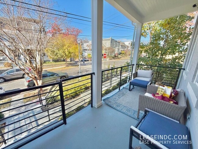 Photo - 4429 9th St NW