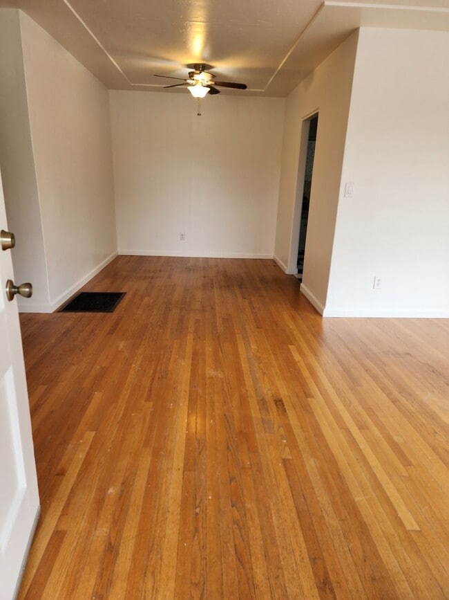 Photo - 3870 Unit 4490-A