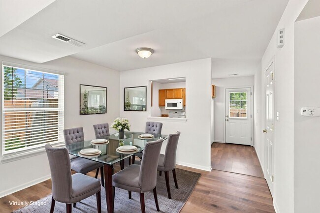 Photo - 3518-3520 Prescott Dr. Unidad 3518 Prescott Dr.