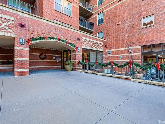 Photo - 1975 N Grant St Unidad 12