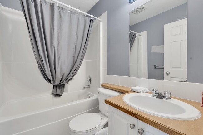 Photo - 10150-10150 121 Ave